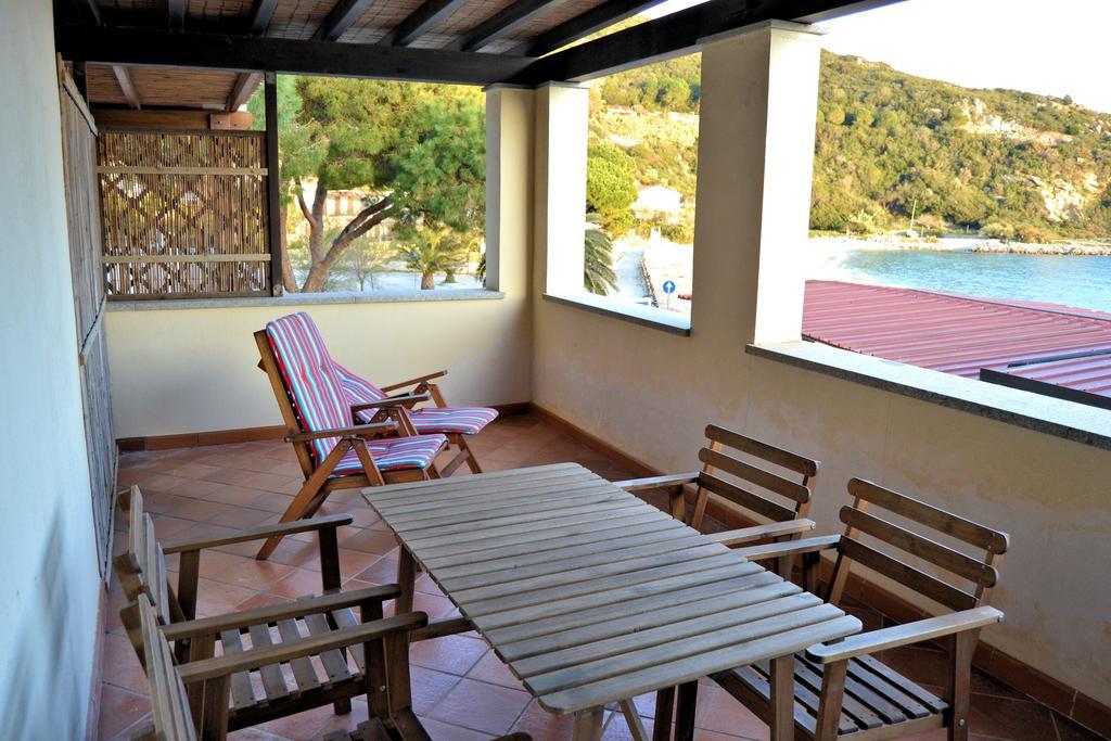 Le Soleil Appartement Spiaggia di Cavoli Buitenkant foto